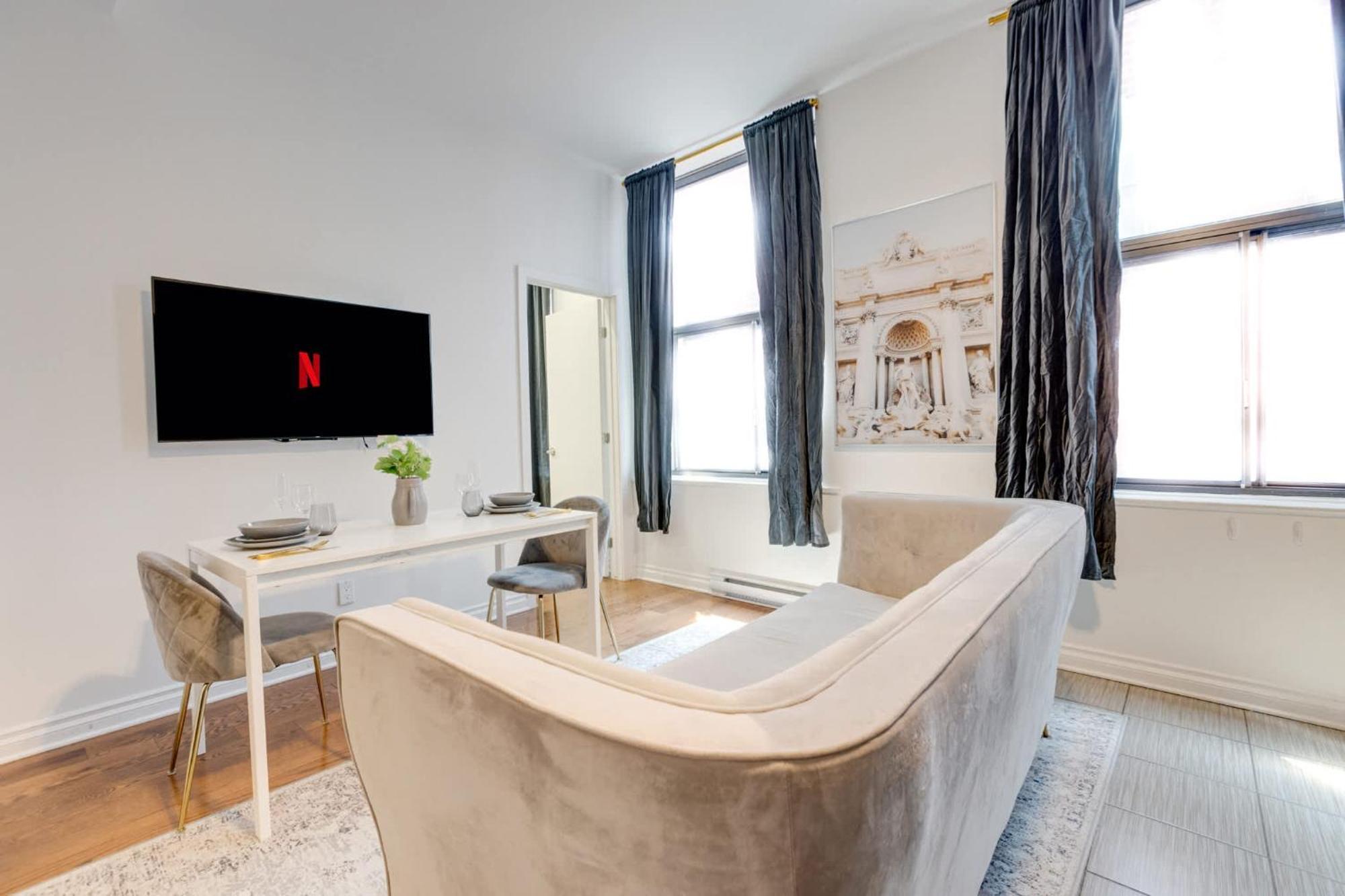 شقة M11 - Stylish & Cozy 2Bdr In Plateau مونتريال المظهر الخارجي الصورة